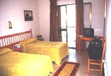 Tres Jotas Conil Hotel