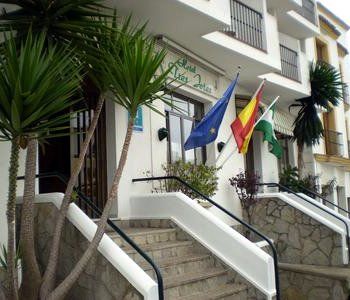 Tres Jotas Conil Hotel 2*